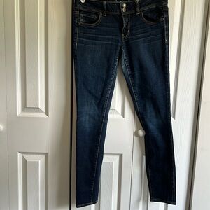 Super Stretch American Eagle Skinny Jeans